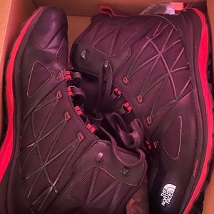 The North face size 9 men’s boot. Great condition